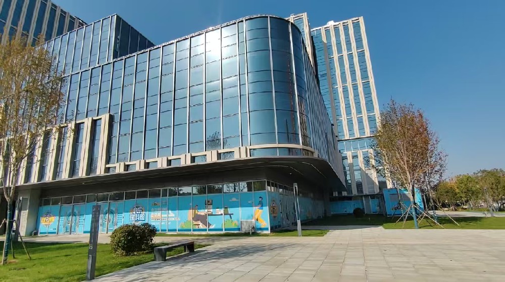 石景山八大处写字楼出租 | 中关村工业互联网产业园 | 精装办公室